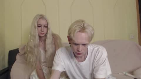 holymary666 online show from 10-27-25, 07:40