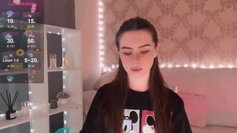 Snapshot of holymiax chatting on 01-17-26, 03:44 Mia online show from 01-17-26, 03:44