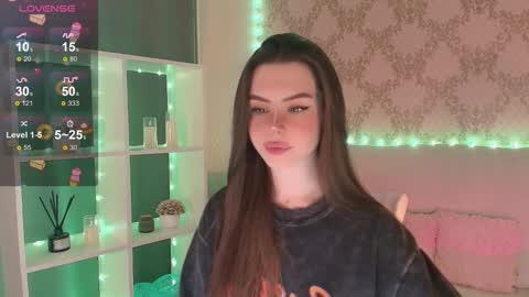 Snapshot of holymiax chatting on 02-04-26, 03:34 Mia online show from 02-04-26, 03:34