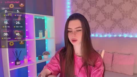 Snapshot of holymiax chatting on 02-06-26, 04:17 Mia online show from 02-06-26, 04:17