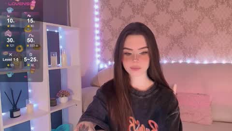 Snapshot of holymiax chatting on 02-21-26, 03:29 Mia online show from 02-21-26, 03:29