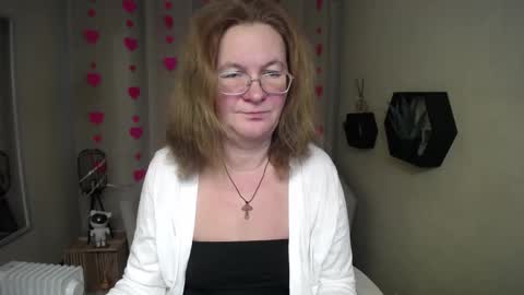 Snapshot of holymilfa chatting on 02-08-26, 01:03 holymilfa online show from 02-08-26, 01:03