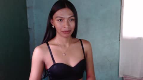 Snapshot of holyoshirinra69 chatting on 04-20-26, 09:01 yoshi online show from 04-20-26, 09:01