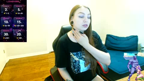 Snapshot of holyweed420 chatting on 01-23-25, 12:14 Viktoria online show from 01-23-25, 12:14
