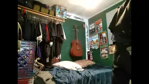 homeinvasion online show from 12-24-24, 02:10