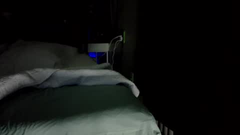 Snapshot of honeeyyy_pot chatting on 10-02-25, 07:04 Honey online show from 10-02-25, 07:04