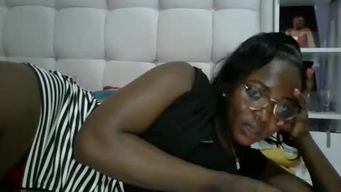 Honevey online show from 04-08-26, 03:56