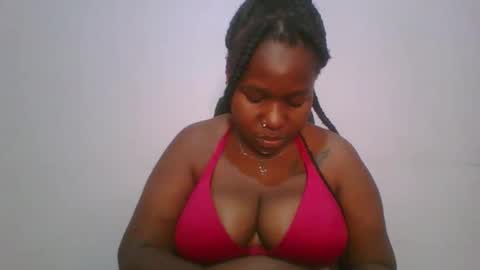 honey_beb online show from 11-11-25, 05:24