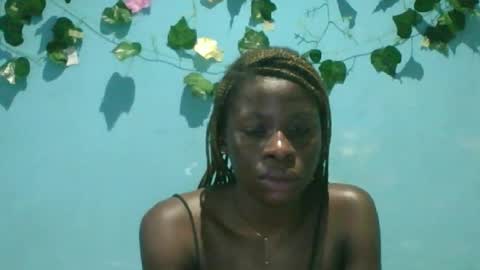 Queen online show from 09-20-25, 05:36