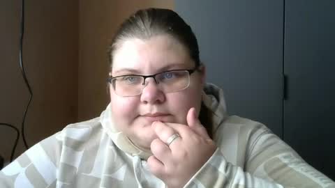 Snapshot of honey_bunny_x chatting on 07-06-26, 03:03 Bunny online show from 07-06-26, 03:03