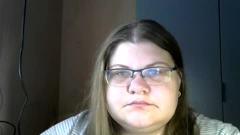 Snapshot of honey_bunny_x chatting on 07-21-26, 07:32 Bunny online show from 07-21-26, 07:32
