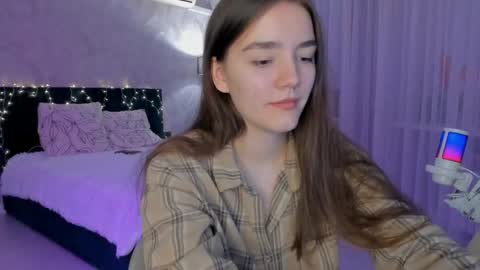 Chantal online show from 09-30-25, 05:18