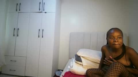 honey drop online show from 04-01-26, 01:41