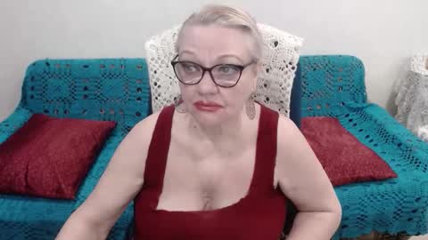 Honey Lady online show from 04-29-26, 08:18