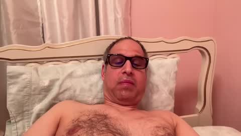 honey_man14 online show from 12-20-24, 10:32