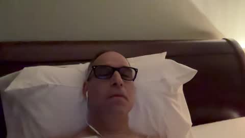 honey_man14 online show from 01-02-25, 11:06