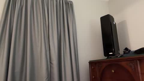 honey_man14 online show from 03-04-26, 06:36