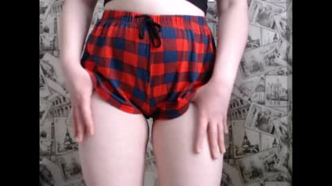 Snapshot of honey_mood chatting on 03-10-25, 08:59 Lina online show from 03-10-25, 08:59