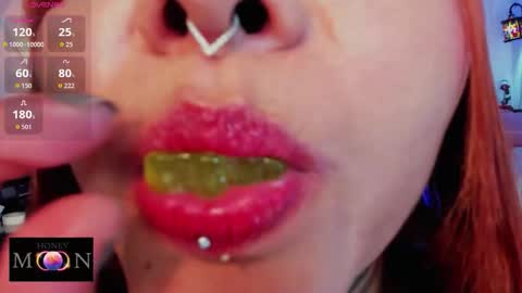 Snapshot of honey_mooon chatting on 03-12-26, 08:26 Maria online show from 03-12-26, 08:26