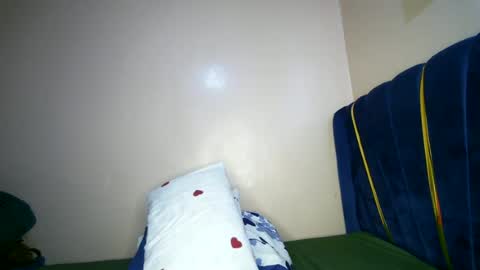 honey_nubia0 online show from 06-21-26, 11:13