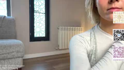 Snapshot of honey_sunshine chatting on 07-18-26, 10:19 Jenyanew vid how I squirt in forest in bio online show from 07-18-26, 10:19
