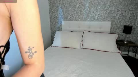Snapshot of honey_sweet777 chatting on 04-25-26, 07:44 honey_sweet777 online show from 04-25-26, 07:44