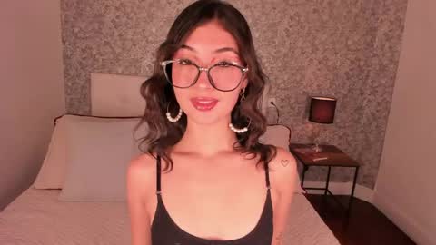 Snapshot of honey_sweet777 chatting on 05-22-26, 07:52 honey_sweet777 online show from 05-22-26, 07:52
