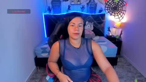 Violet online show from 10-19-25, 03:29
