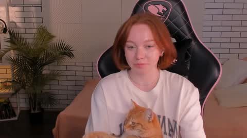 Snapshot of honeyautumn chatting on 12-11-24, 05:32 honeyautumn online show from 12-11-24, 05:32
