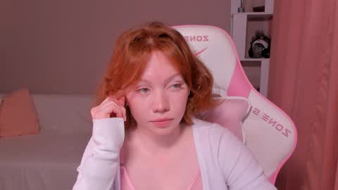 Snapshot of honeyautumn chatting on 01-28-25, 03:04 honeyautumn online show from 01-28-25, 03:04