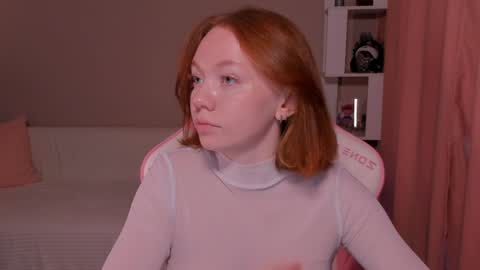 Snapshot of honeyautumn chatting on 02-09-25, 03:11 honeyautumn online show from 02-09-25, 03:11