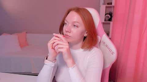 Snapshot of honeyautumn chatting on 03-03-25, 06:37 honeyautumn online show from 03-03-25, 06:37