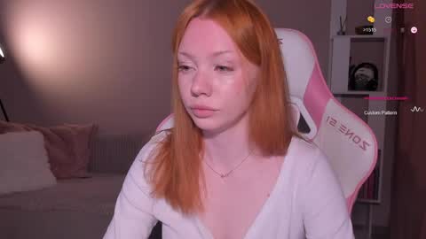 Snapshot of honeyautumn chatting on 05-09-26, 10:04 honeyautumn online show from 05-09-26, 10:04