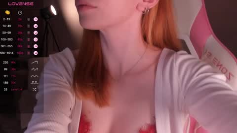 Snapshot of honeyautumn chatting on 05-24-26, 10:26 honeyautumn online show from 05-24-26, 10:26