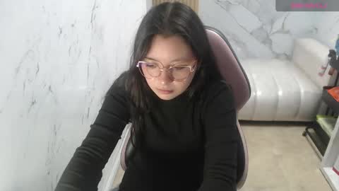Snapshot of honeydoll_tf chatting on 05-15-26, 01:07 honeydoll_tf online show from 05-15-26, 01:07