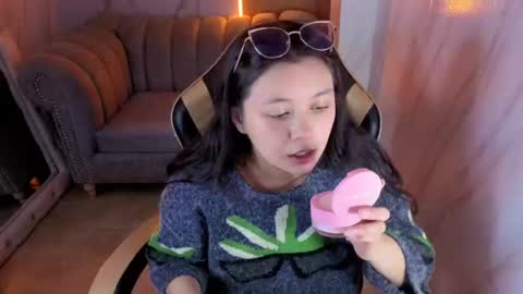 Snapshot of honeydoll_tf chatting on 06-17-26, 01:01 honeydoll_tf online show from 06-17-26, 01:01