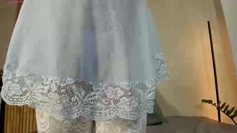 Sofia independent model online show from 01-10-26, 11:45