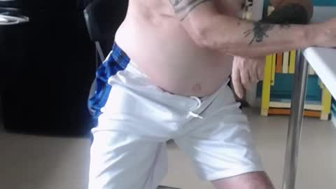 Snapshot of honeymaster290 chatting on 02-20-25, 09:11 honeymaster290 online show from 02-20-25, 09:11