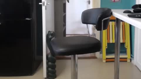 Snapshot of honeymaster290 chatting on 03-06-25, 10:09 honeymaster290 online show from 03-06-25, 10:09