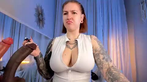 Snapshot of honeymoann chatting on 07-22-26, 06:16 Alexia online show from 07-22-26, 06:16