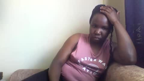 Honeymuny online show from 11-28-25, 07:44