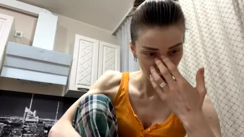 Sofia online show from 04-04-26, 04:59