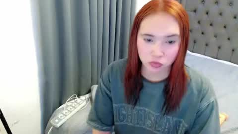 Snapshot of honeysw8tgirl chatting on 08-06-26, 11:01 kendra online show from 08-06-26, 11:01