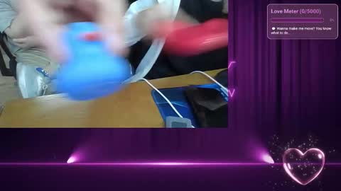 Honey Play Box online show from 11-10-25, 03:16