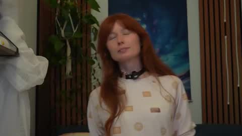 Noelle online show from 11-27-25, 05:20