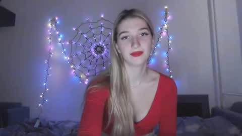 honeyveil online show from 11-14-25, 12:37