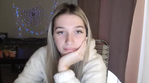 honeyveil online show from 11-27-25, 12:51