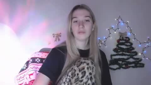 honeyveil online show from 01-06-26, 01:04