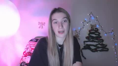 honeyveil online show from 02-02-26, 08:29