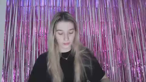 honeyveil online show from 02-10-26, 01:26